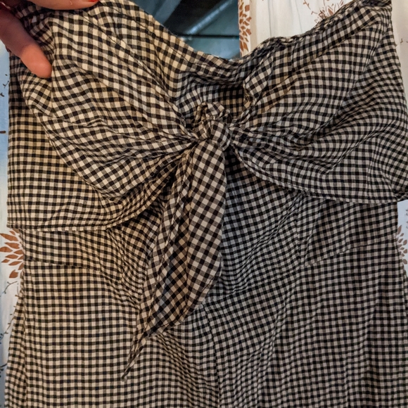 Bershka Small Shorts Romper - Picture 6 of 7